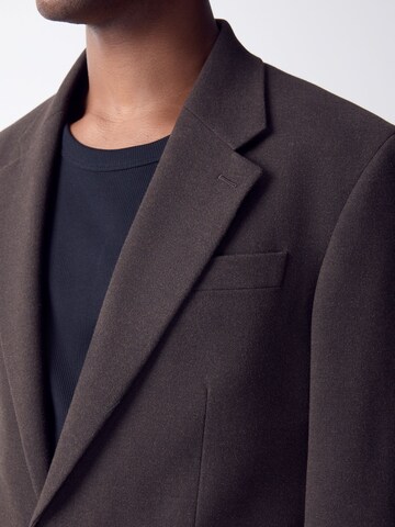 Fit confort Veste de costume Next en marron