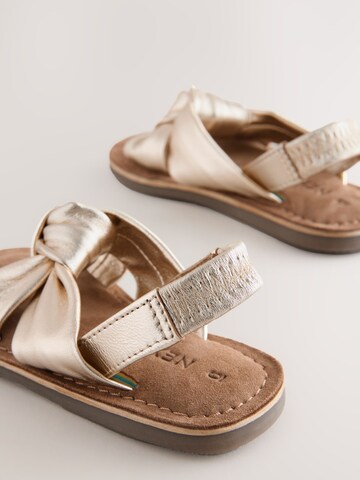 Next Szandálok - arany