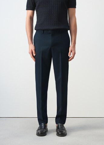 MANGO MAN Slim fit Pleated Pants 'Turin' in Blue: front