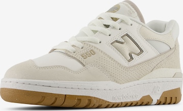 Sneaker bassa '550' di new balance in beige: frontale