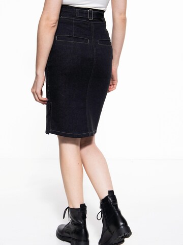 Queen Kerosin Skirt in Black