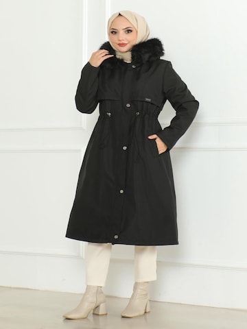 MODAMIHRAM Winter jacket in Black: front