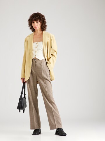 Regular Pantalon chino 'Saskia' ABOUT YOU en beige