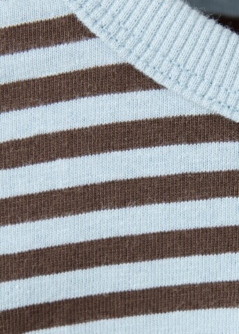 MANGO KIDS T-shirt i blå