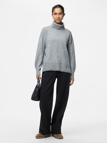 PIECES - Pierna ancha Pantalón 'PCGUNHILD HW' en negro