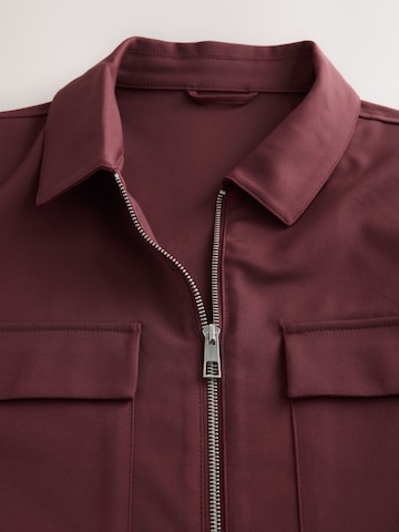 sarkans Next Starpsezonu jaka