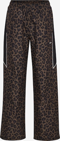 Hummel Sports trousers in Brown: front