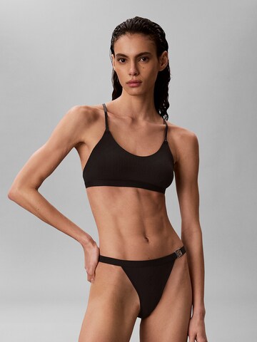 Slip Calvin Klein en noir : devant