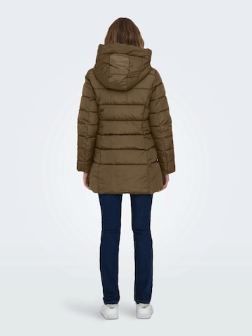 Manteau d’hiver 'ONLLINA' ONLY en vert