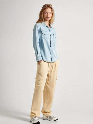 Pepe Jeans Regular Cargohose 'EVA' in Beige