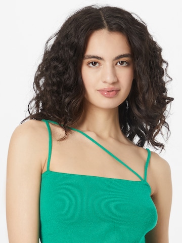 NU-IN Knitted Top in Green