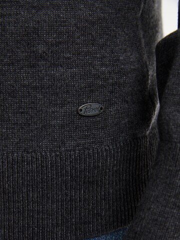 Pullover di Petrol Industries in grigio