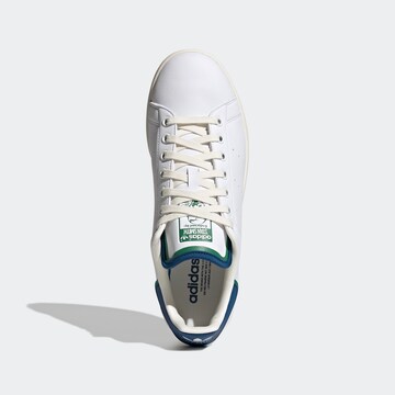 ADIDAS ORIGINALS Σνίκερ χαμηλό 'Stan Smith' σε λευκό