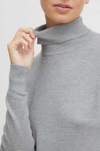 Oxmo Sweater in Grey