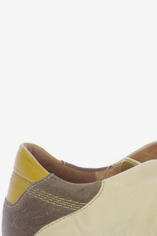 THINK! Flats & Loafers in 44 in Yellow