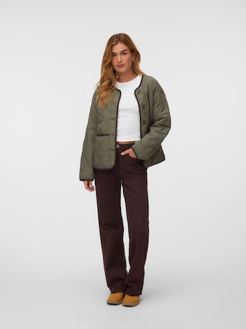 Veste mi-saison 'OLIVIA' VERO MODA en vert
