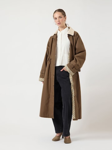 Cappotto di mezza stagione 'YASMaloma' di YAS in marrone