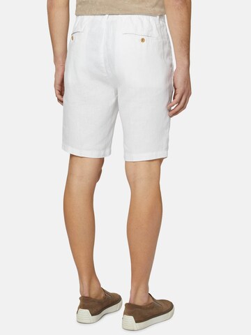 Boggi Milano Regular Pleat-Front Pants in White