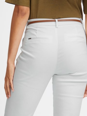 Effilé Pantalon à plis 'Oxdaisy' Oxmo en blanc
