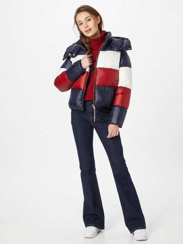 TOMMY HILFIGER Зимно яке в синьо