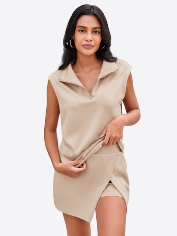 Tailleur di Imily Bela in grigio: frontale