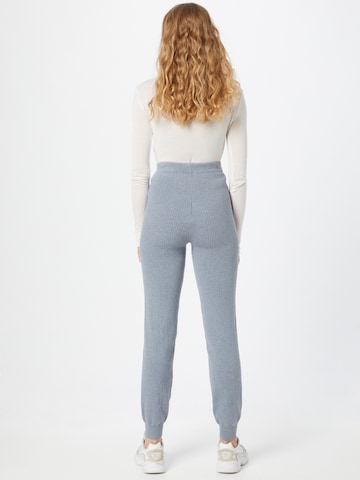 Esmé Studios Tapered Pants in Blue