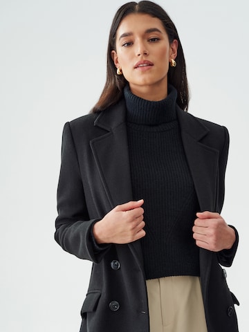 Cappotto di mezza stagione 'Florence' di Willa in nero: dietro