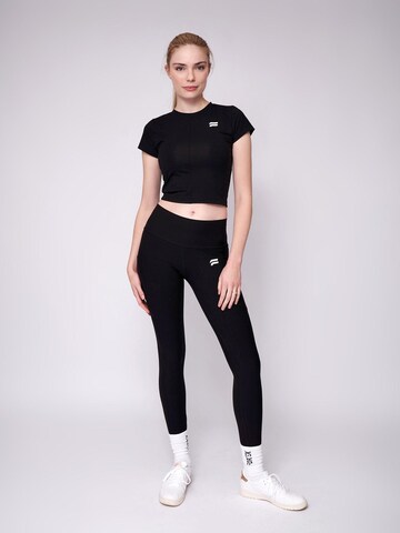 Fortex Fitness - Skinny Leggings 'Essential Leggings' en negro: frente