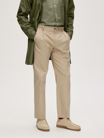 SELECTED HOMME Regular Trousers with creases 'GIBSON' in Beige