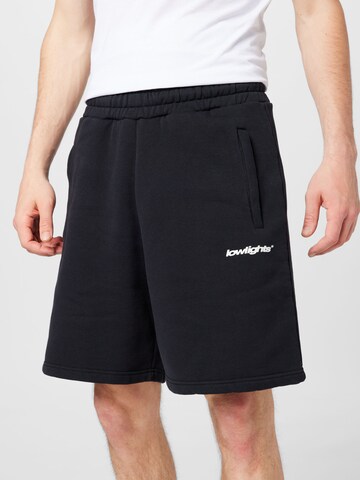 Low Lights Studios Loosefit Shorts in Schwarz