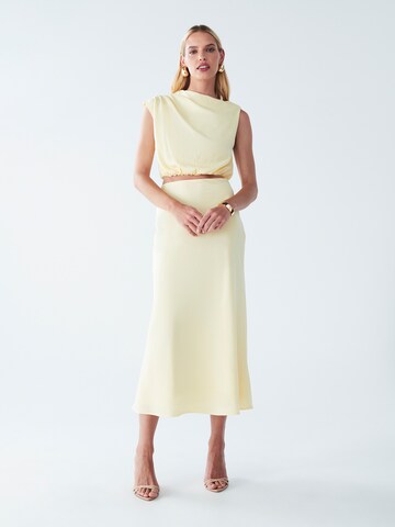 Top 'ALISA' di BWLDR in giallo