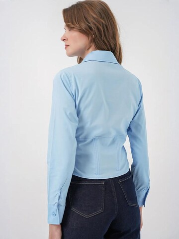 Bigdart Blouse in Blue