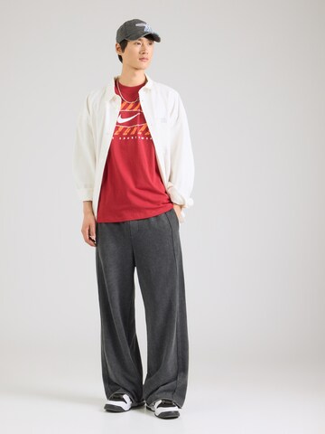 Nike Sportswear Majica | rdeča barva