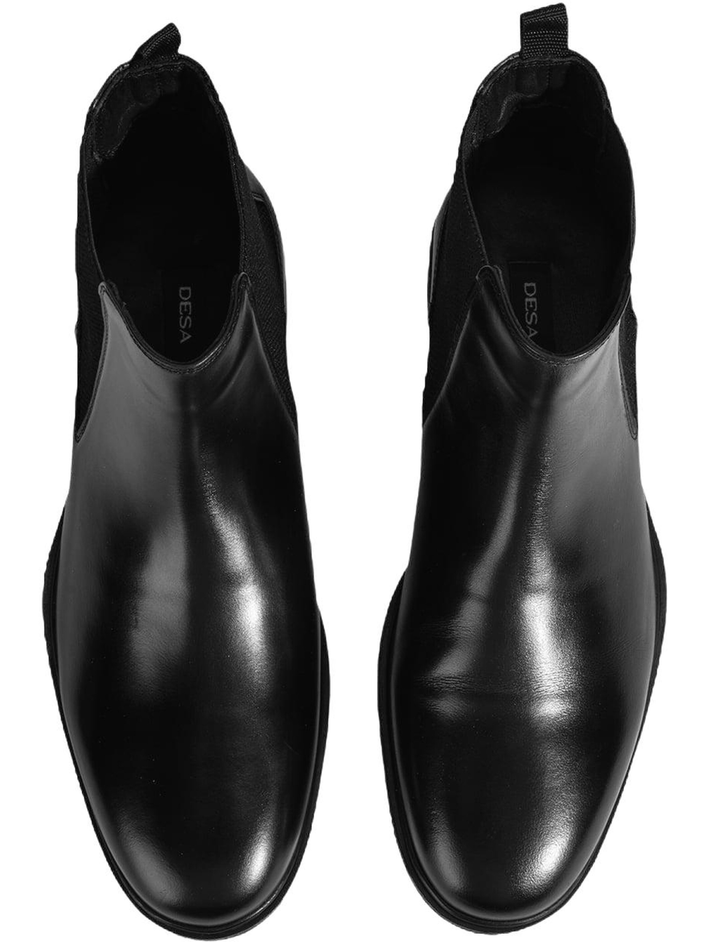 Desa Boots in Black