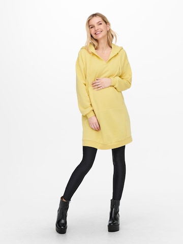 Only Maternity - Vestido en amarillo