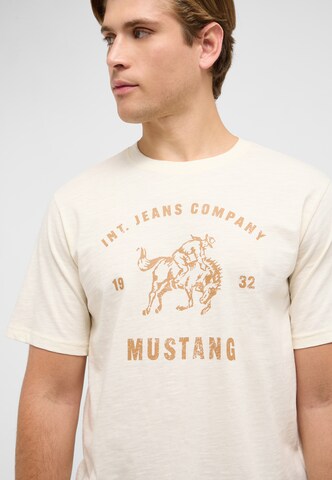 MUSTANG T-Shirt 'Austin' in Weiß