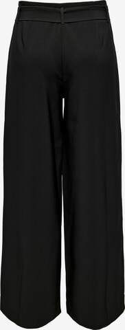 JDY Wide leg Pleat-Front Pants 'Cheetan' in Black