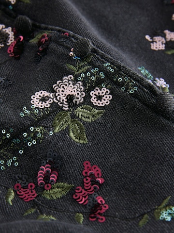 Next Obleka | črna barva