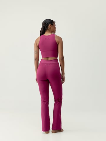 Haut de sport ' Kaia ' Born en violet