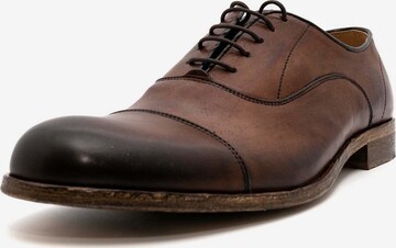 EXTON Lace-Up Shoes in Brown