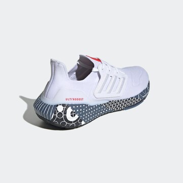 Baskets basses 'Ultraboost 22' ADIDAS SPORTSWEAR en blanc