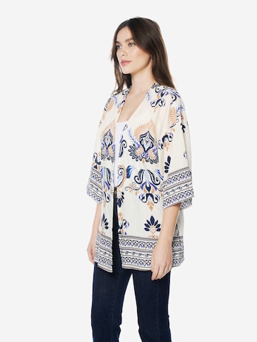 Kimono di KOROSHI in bianco