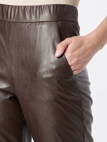 DRYKORN Tapered Hose 'RASE' in Braun