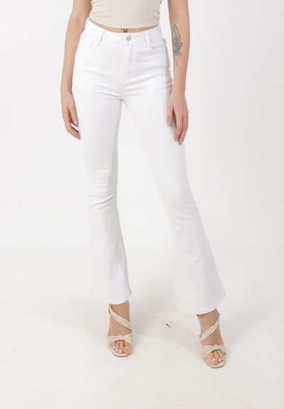Elara Jean en 34 en blanc, Vue avec produit