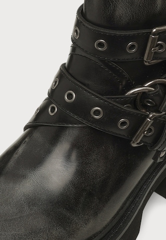 Boots 'Soraya' di BUFFALO in nero
