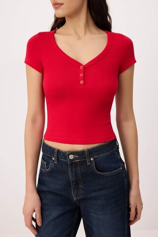 Trendyol Shirt in Rood