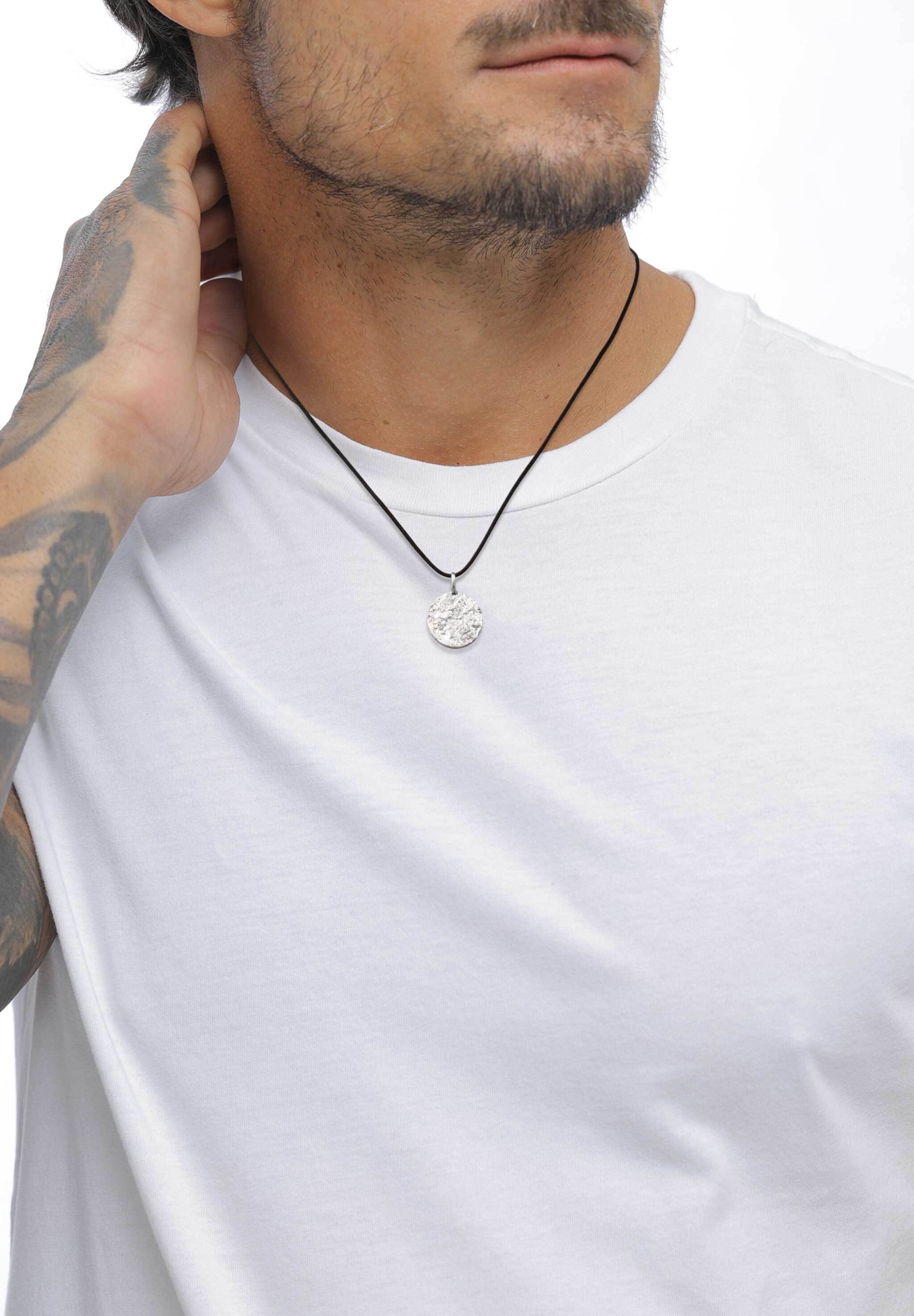 KUZZOI Ketting in Zilver: voorkant