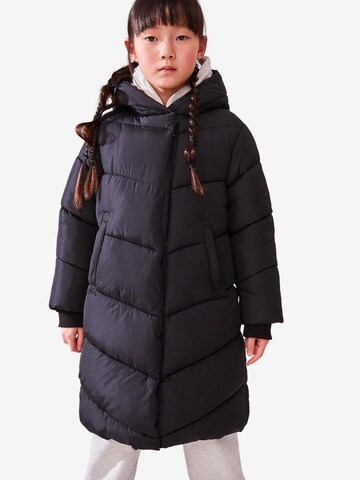 Next Performance Jacket in Black