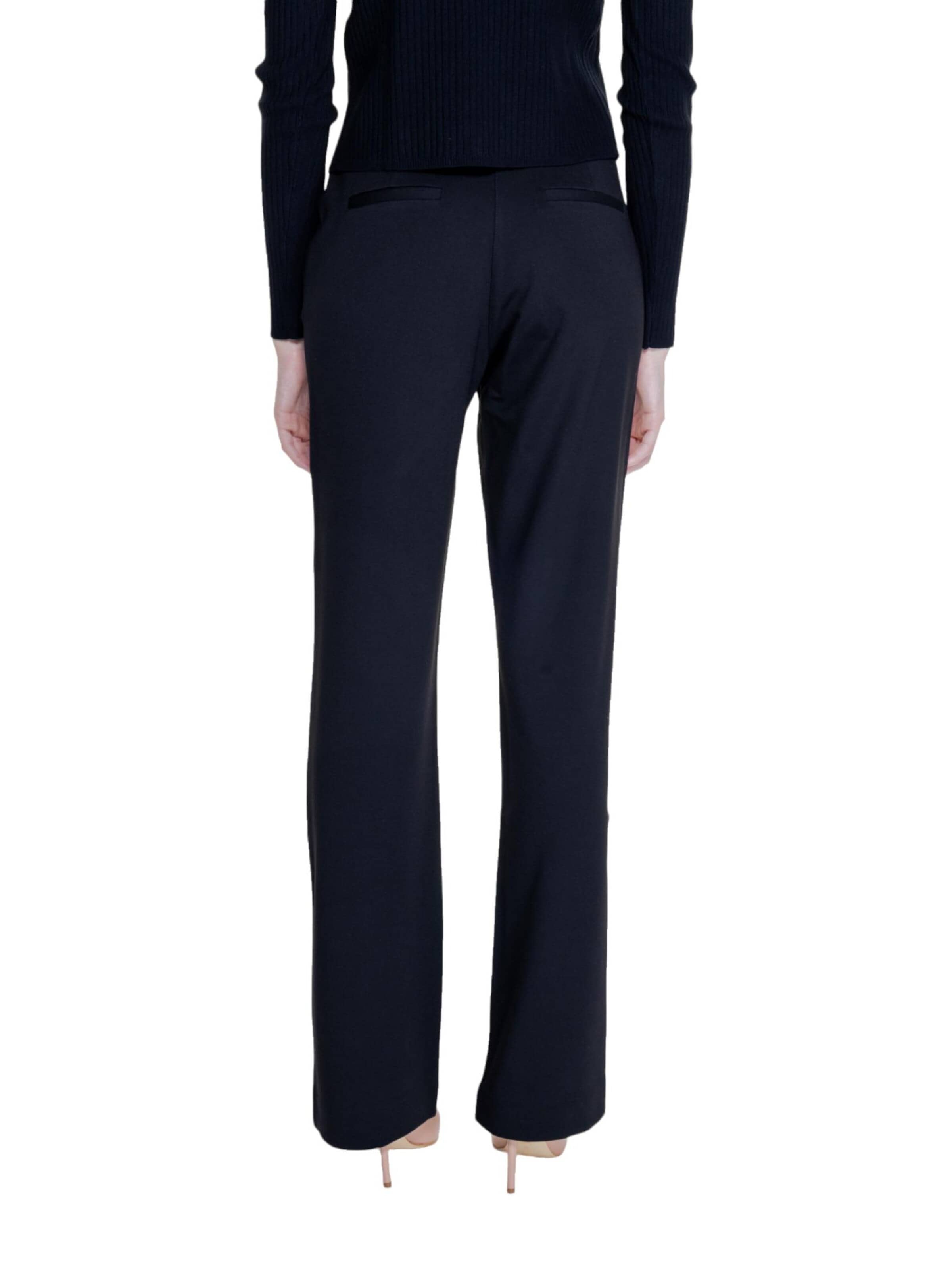 GUESS Trousers in Black