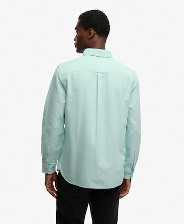 Coupe regular Chemise 'Oxford Preppy' Superdry & Co en vert